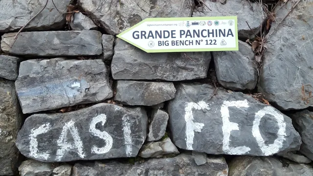 Big Bench #122 - Collebeato