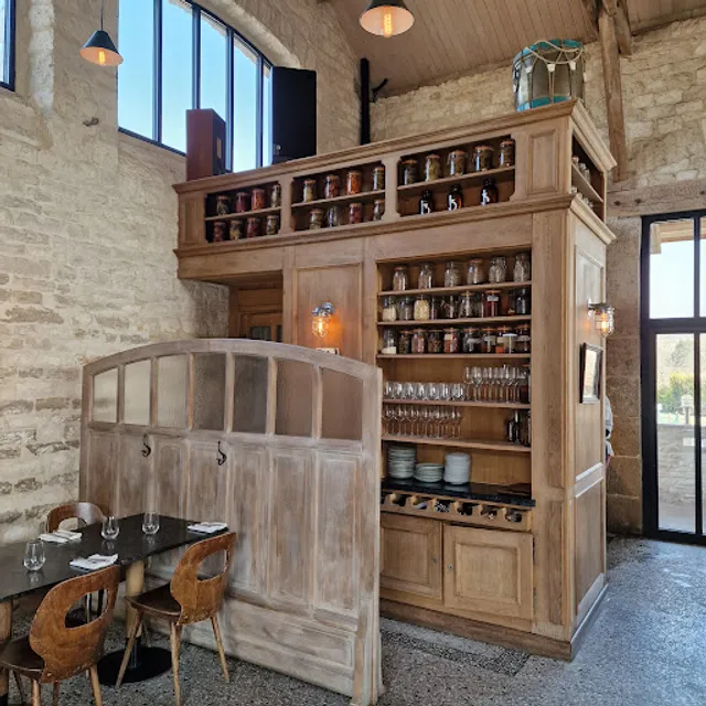 Le Garde Champetre, Farm/Restaurant