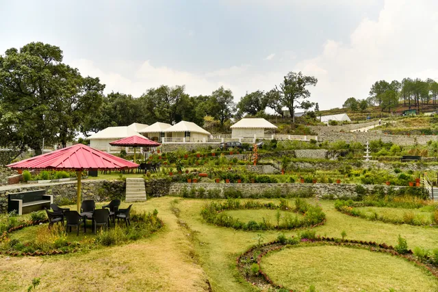 Charekh Food & Forest Resort