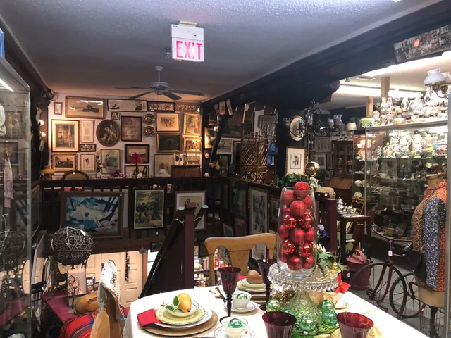 Grist Mill Antiques Center