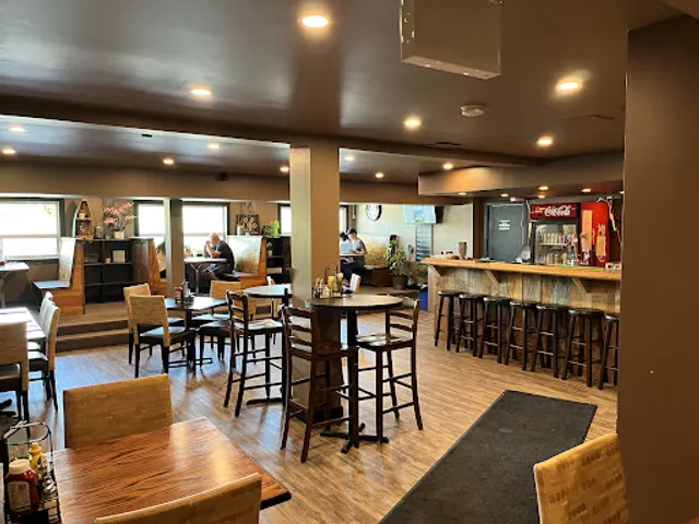 The Locker at the Falls Restaurant & Pub