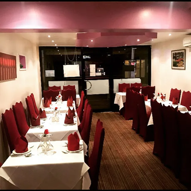 Esher Tandoori