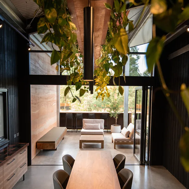 Warrior Restaurant & Bar