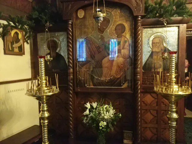 Eglise Des Trois Saints Docteurs