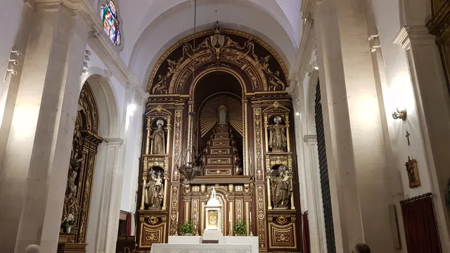 Carmel of Saint Teresa / Discalced Carmelite nuns