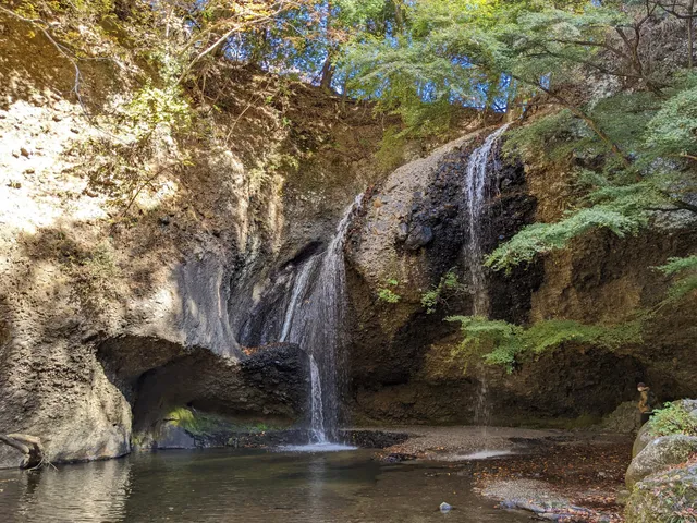 Tsukimachi Waterfall