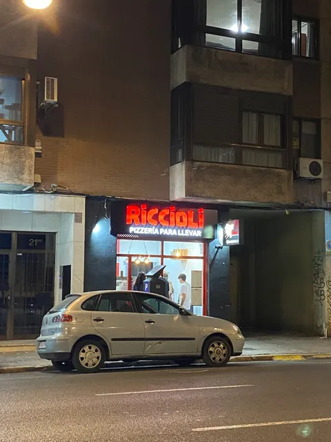 Riccioli Pizzeria
