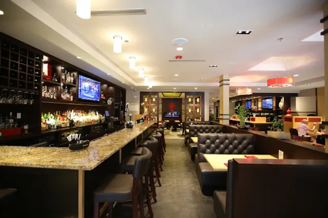 Jin’s fine Asian cuisine sushi bar