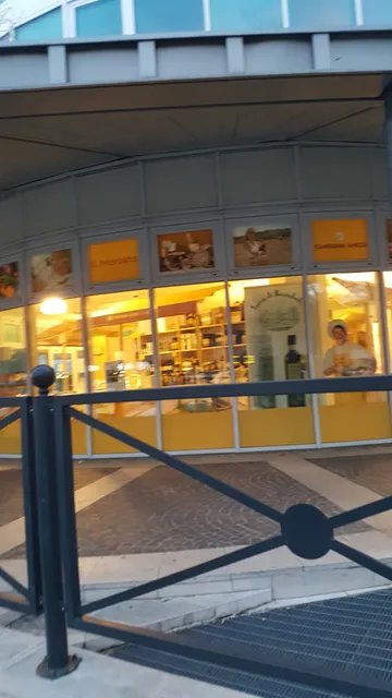 Mercato Contadino coperto di "Campagna Amica Ravenna"