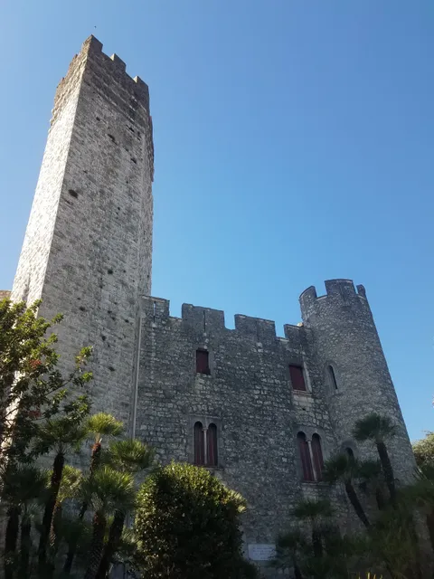 Château de Villeneuve