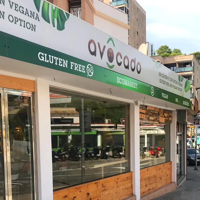 Avocado Mallorca | Brunch & Lunch | Coffee & Juice in Cala Major