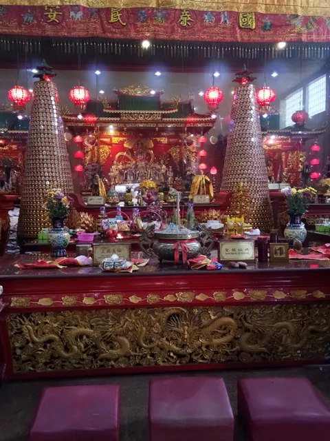 Istana Naga Sakti Klenteng Xian Ma