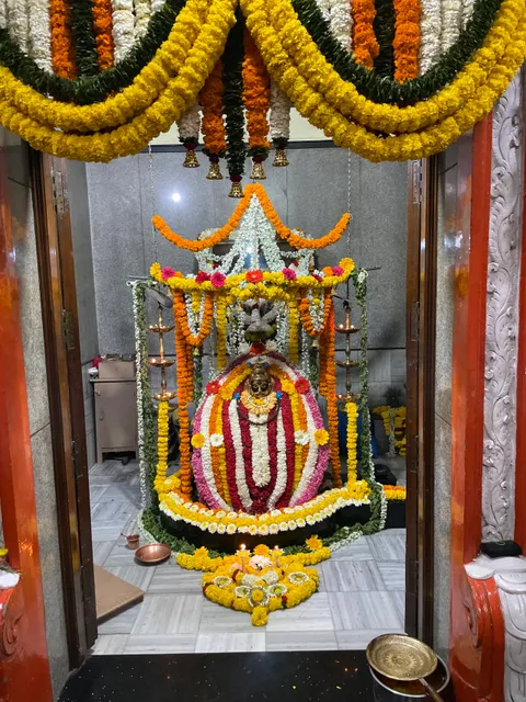 Shree Damodar, Temple