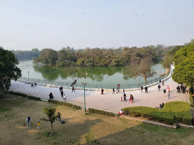 Hauz Khas District Park