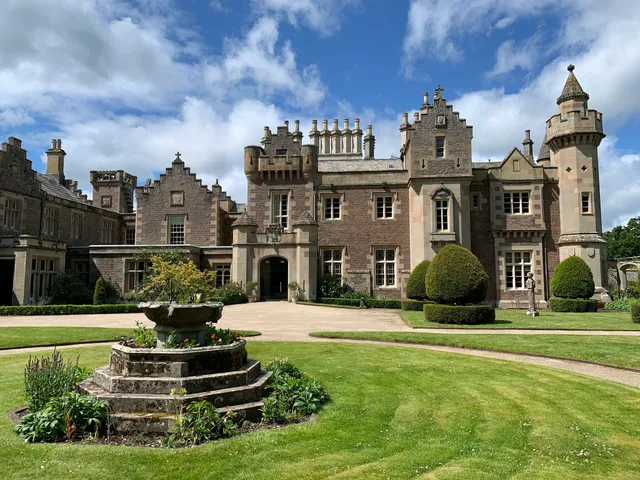 Abbotsford The Home Of Sir Walter Scott