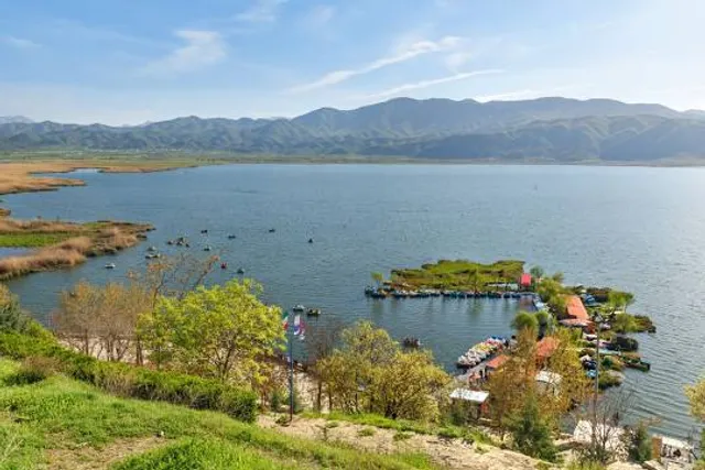 Zeribar Lake