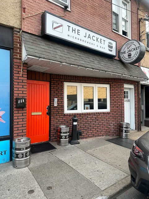 The Jacket Bar & Micro Brewery