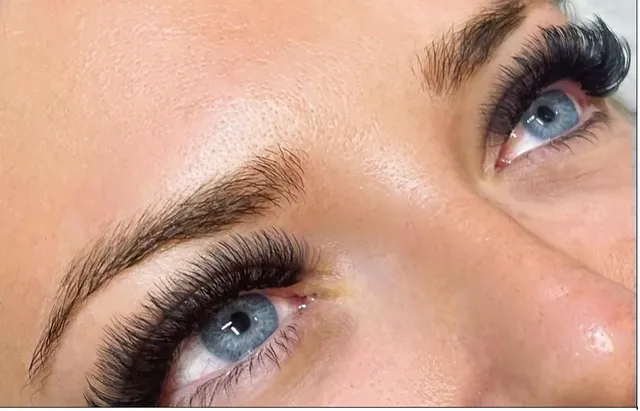 Lash and Beauty Bar | Eyelash Extensions Queens | Lash Lift | Brow Lamination