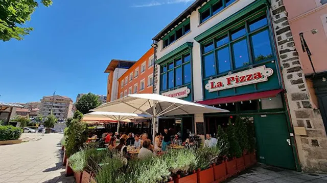 Restaurant La Pizza