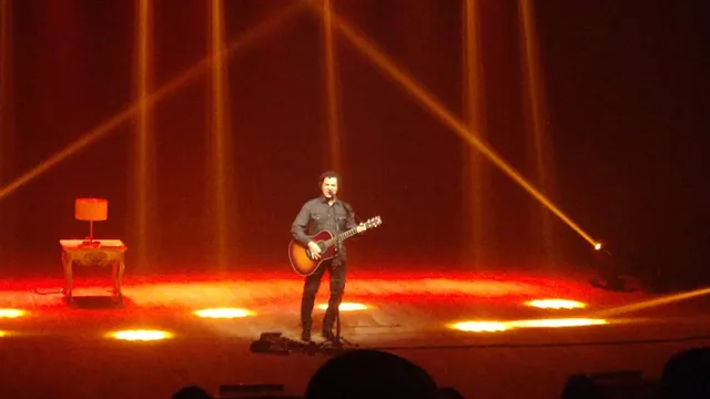 Culture and events center Plínio Arlindo de Nes