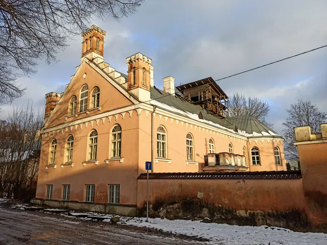 Karlova Manor