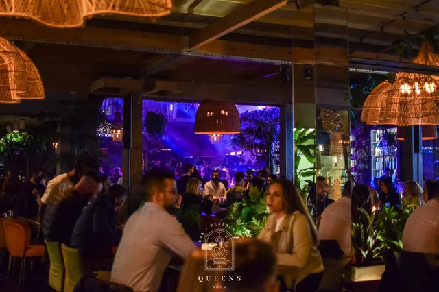 Queens Room Restaurant Club