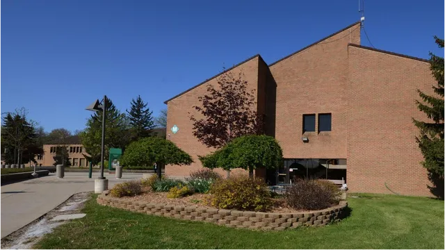 Oakland Community College - Orchard Ridge Campus