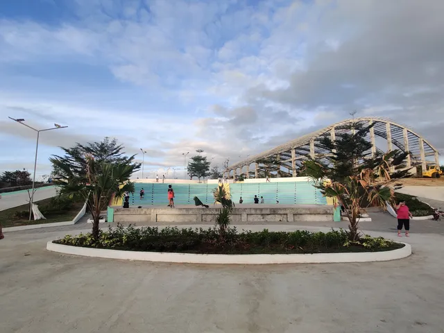 Trece Martires People's Park