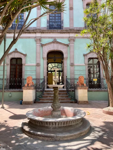 Centro Queretano De La Imagen (Casa De Los Leones)