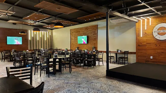 Conteiner's Squash & Bar