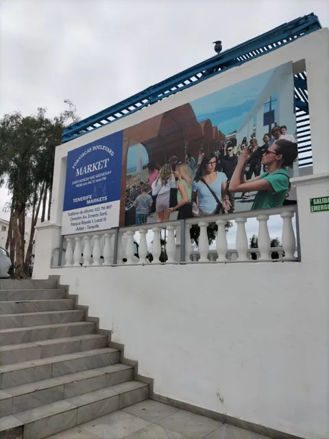 Torviscas Boulevard Market