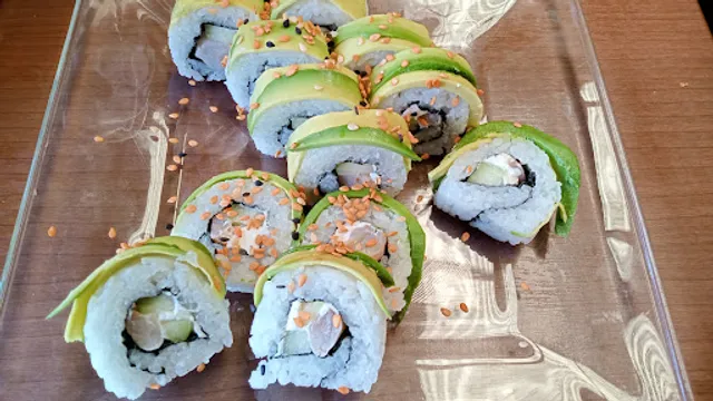 Ikari: Sushi y manga