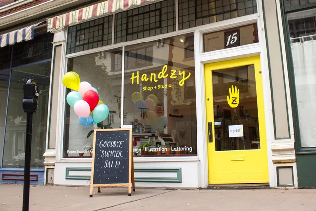 Handzy Shop + Studio