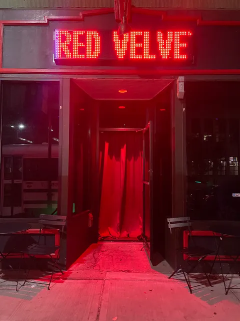 Red Velvet Bar & Grill