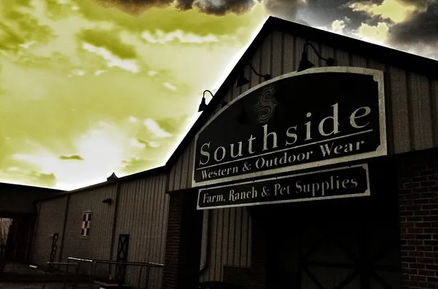 Russell’s Western Wear