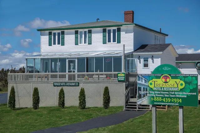 Edge of the Avalon Inn