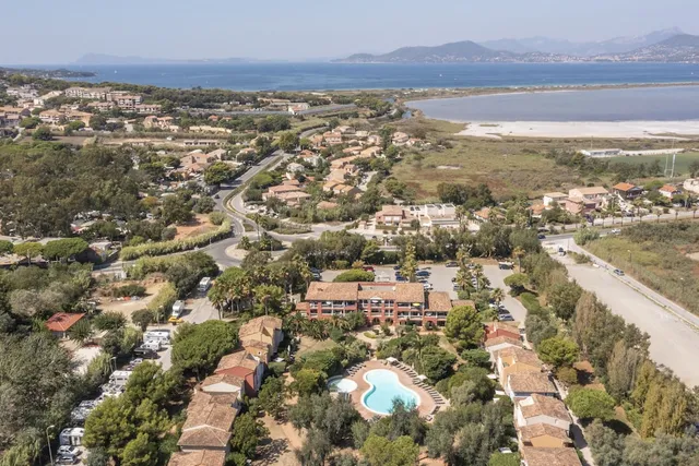 Résidence Le Hameau de la Pinède Pierre & Vacances