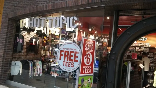 Hot Topic