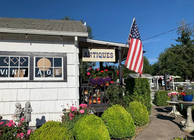 Wade Creek Vintage Marketplace