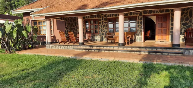 TUUZA Residence/ Lounge