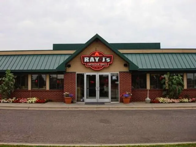 Ray J's American Grill