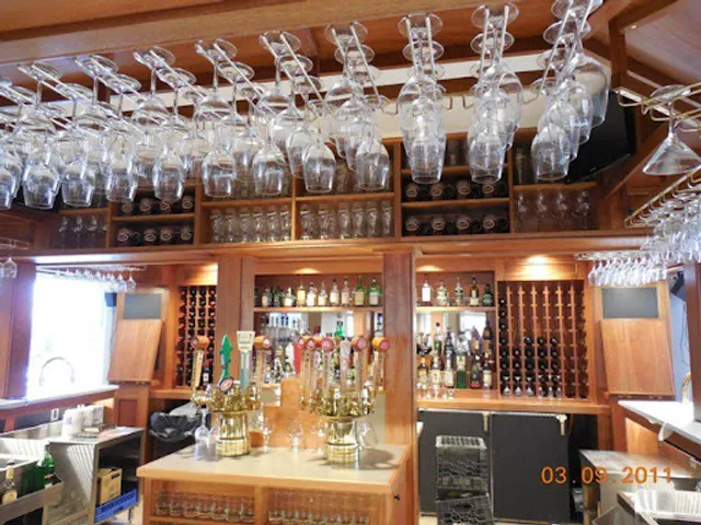 Champney's Restaurant & Tavern