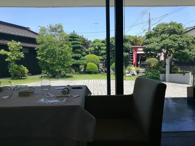 Le Niko A Ominami Restaurant