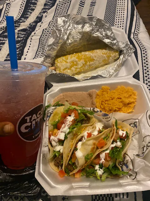 Tacos Y Mas