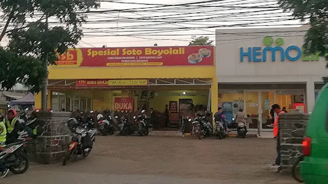 Spesial Soto Boyolali (SSB) Hj. Hesti Widodo, Ujung Berung