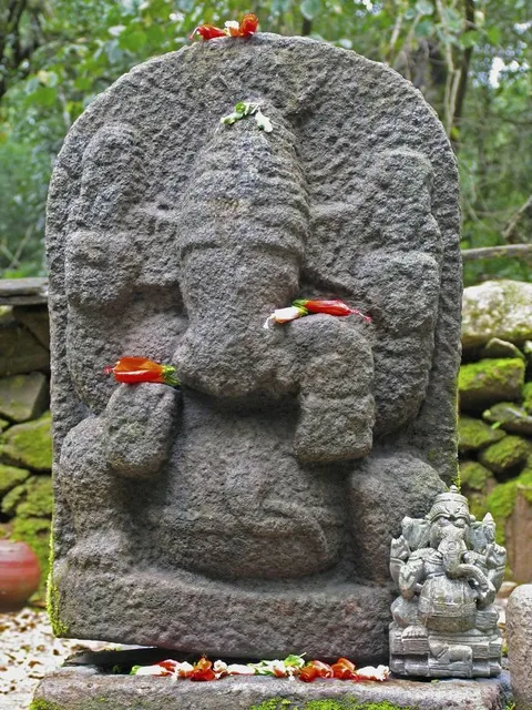 Thirunelli temple, Papanaasini