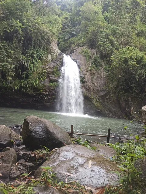 Air Terjun Pincuni