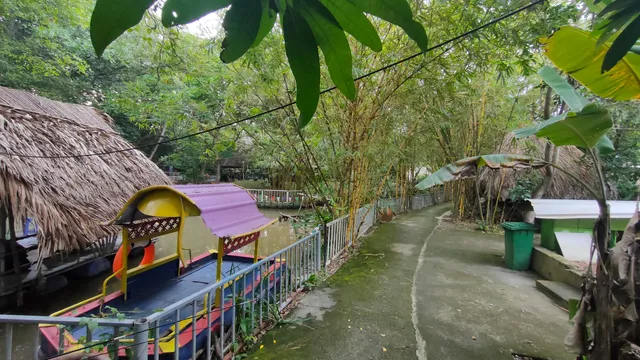 KDL SINH THÁI VEN SÔNG BÌNH MỸ