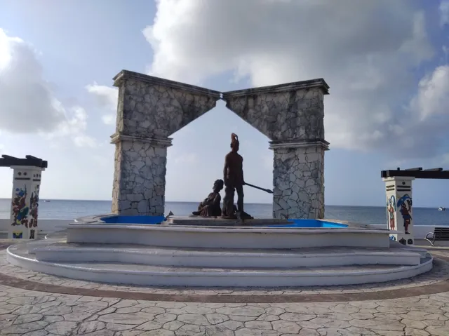 Monumento Al Mestizaje