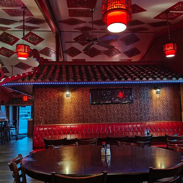 Long River Restaurant